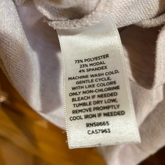 Zella girls hooded shirt size small - Picture 6 of 6